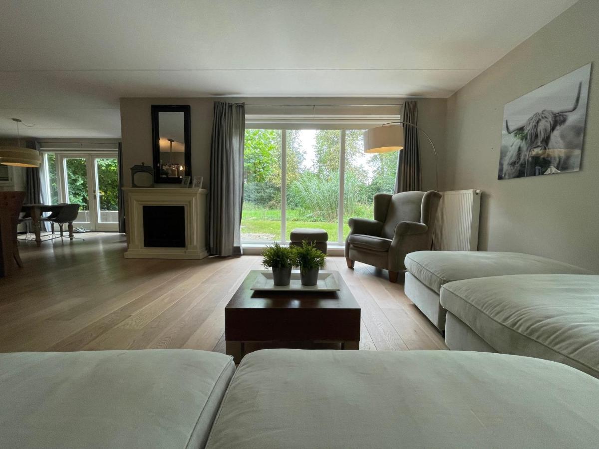 Villa Calma Rust Ruimte Luxe Inclusief Private Jacuzzi 泽沃德 外观 照片