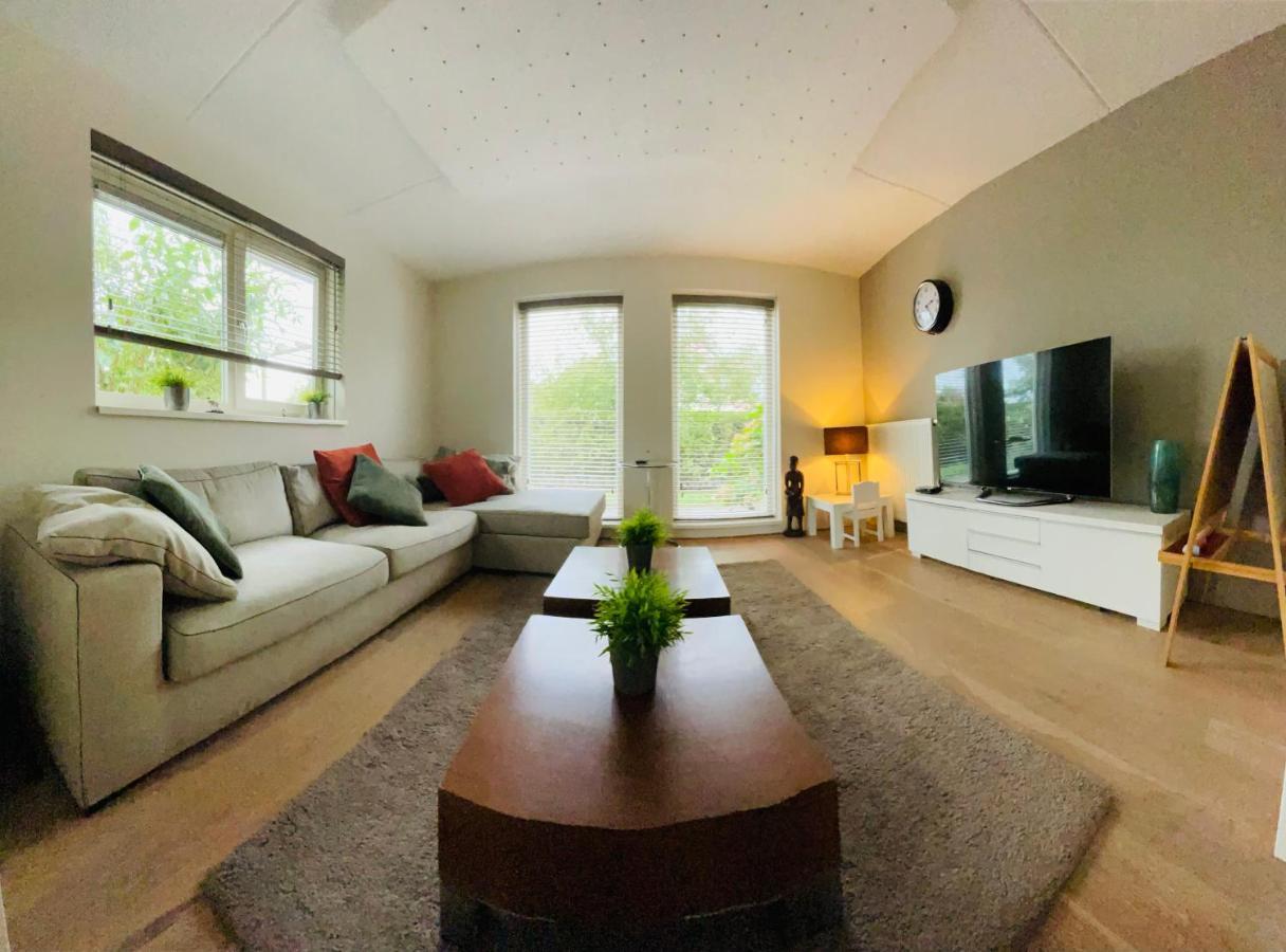 Villa Calma Rust Ruimte Luxe Inclusief Private Jacuzzi 泽沃德 外观 照片