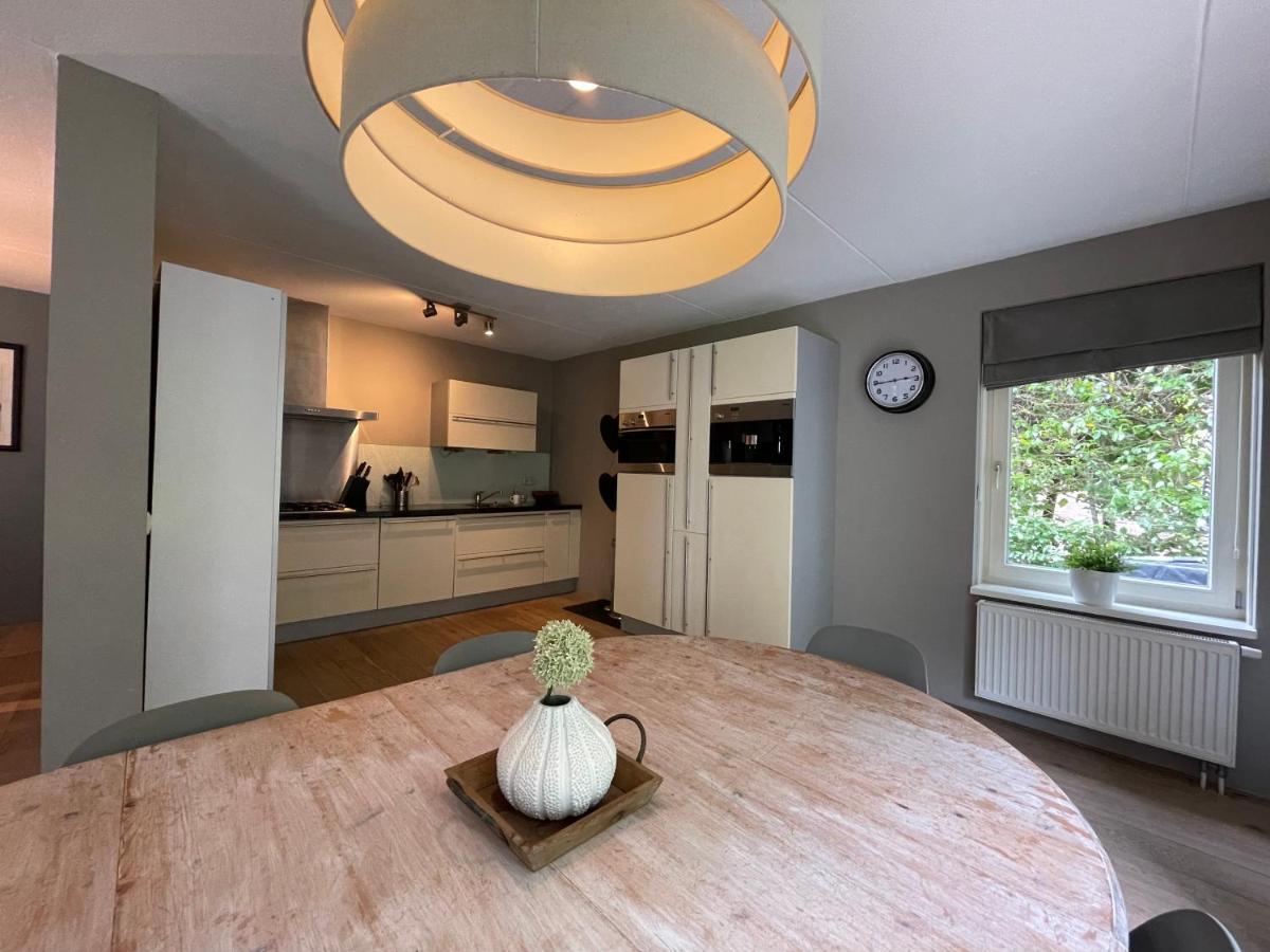 Villa Calma Rust Ruimte Luxe Inclusief Private Jacuzzi 泽沃德 外观 照片